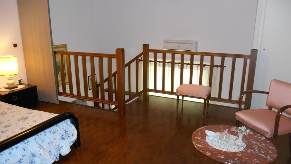 Casa Sannazzaro Apartman Nápoly Szoba fotó