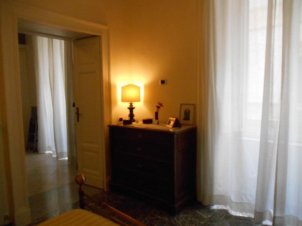Casa Sannazzaro Apartman Nápoly Szoba fotó